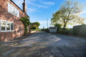 Photo 17- click for photo gallery